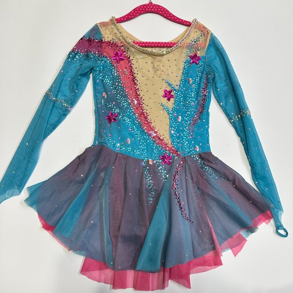 Used twice Figure Skating Dress Size 10 (5~8T) with Hair Scrunchies (120~130cm) - Picture 5 of 10